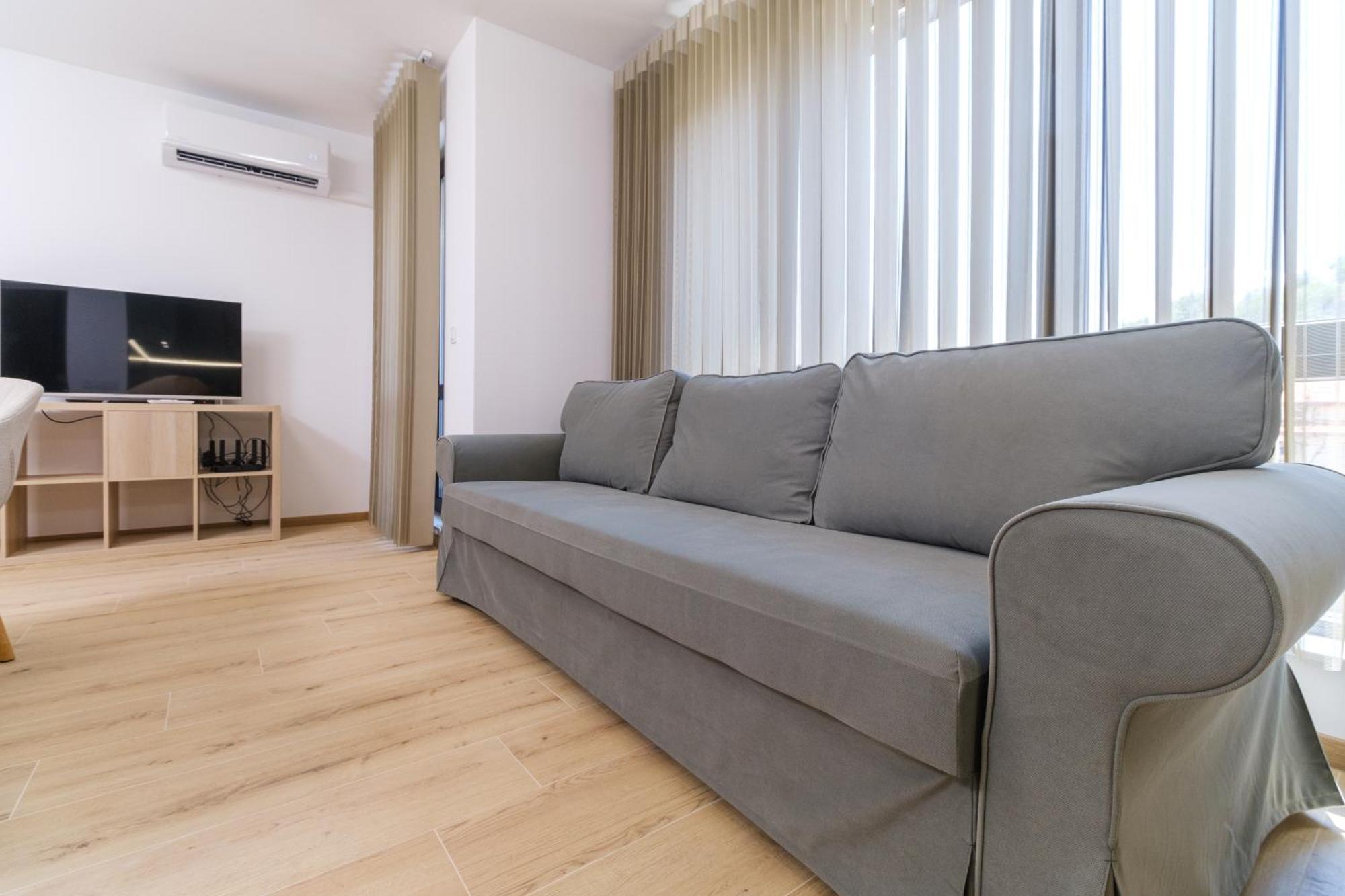 Modern 1-Bedroom Apartment With Free Parking Plowdiw Exterior foto