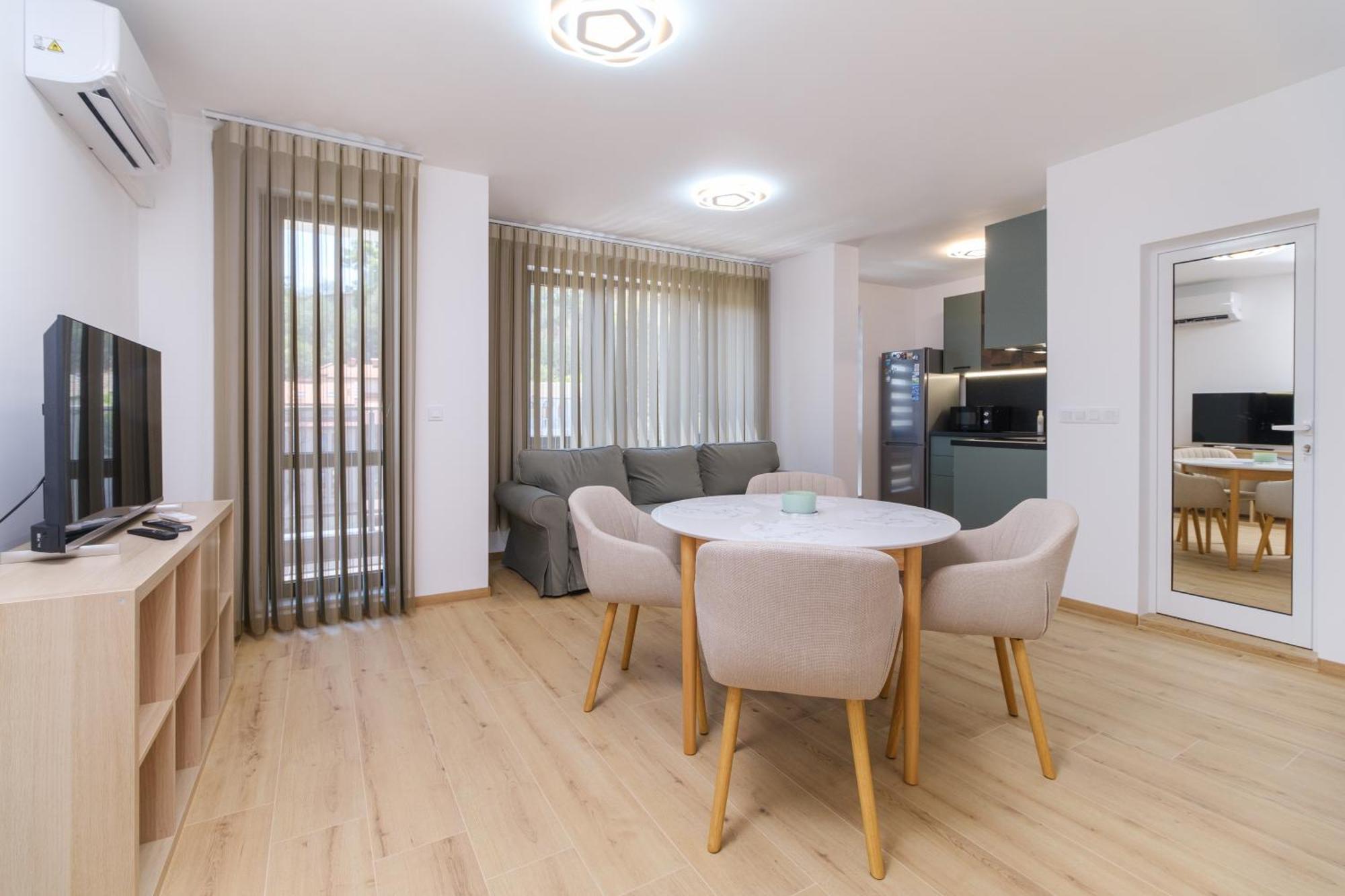 Modern 1-Bedroom Apartment With Free Parking Plowdiw Exterior foto