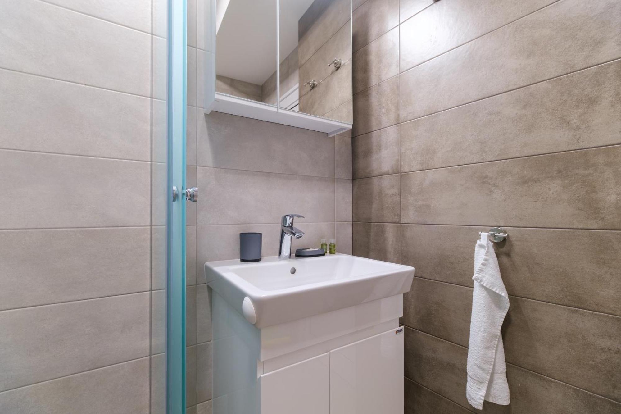 Modern 1-Bedroom Apartment With Free Parking Plowdiw Exterior foto