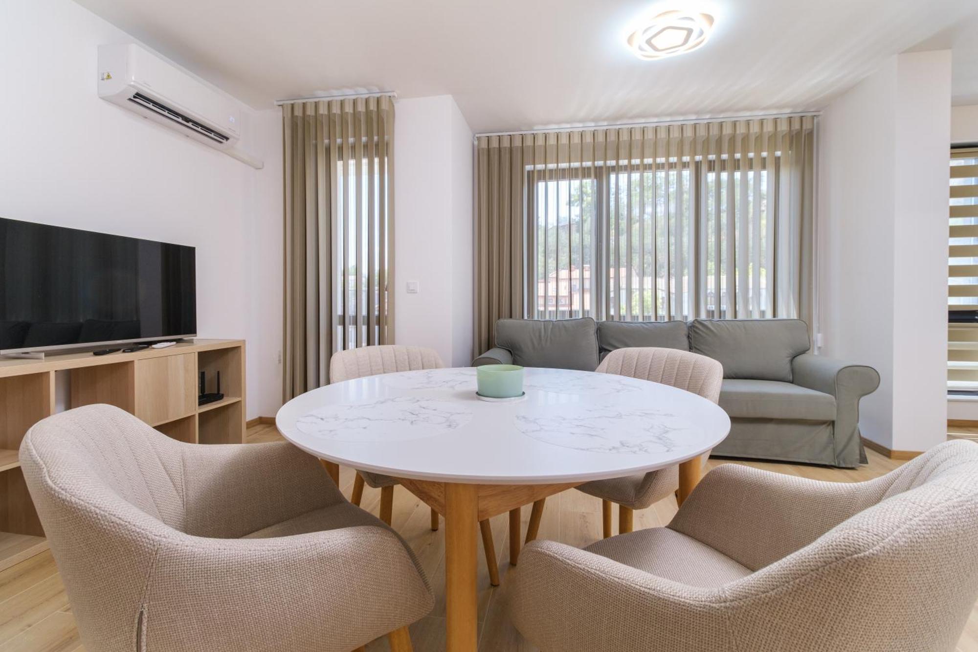 Modern 1-Bedroom Apartment With Free Parking Plowdiw Exterior foto
